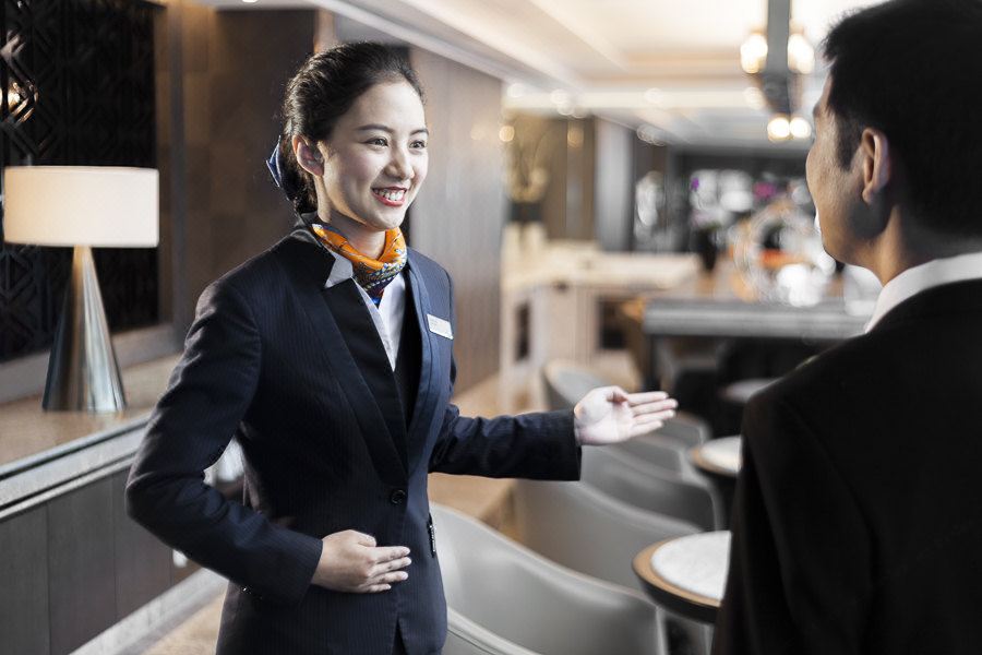 原创酒店大亨巴伦希尔顿去世业绩辉煌却一生与父亲较劲