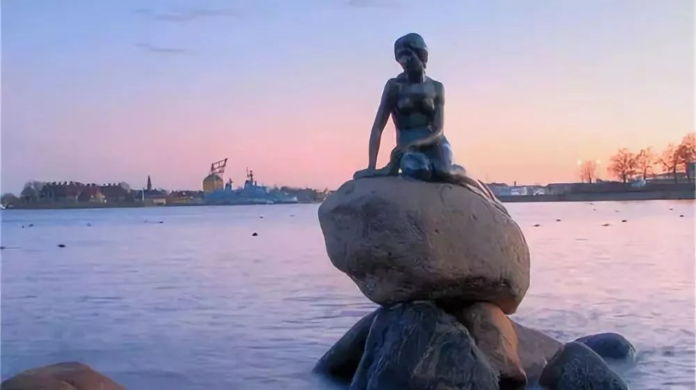 过的地方, 安徒生曾在这里写                             位于丹麦