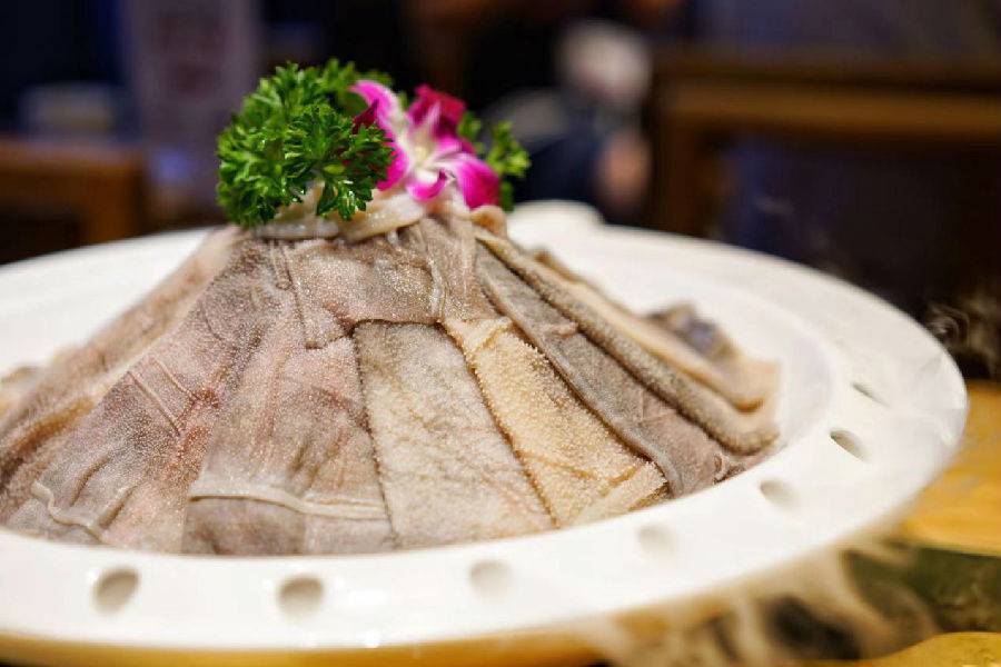 美女直播生吃鹅郡,不如烫一锅鲜脆