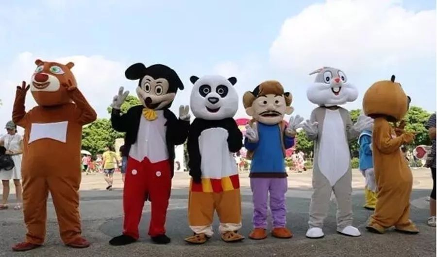 卡通人偶巡游会!随手一甩,奖品赢来!