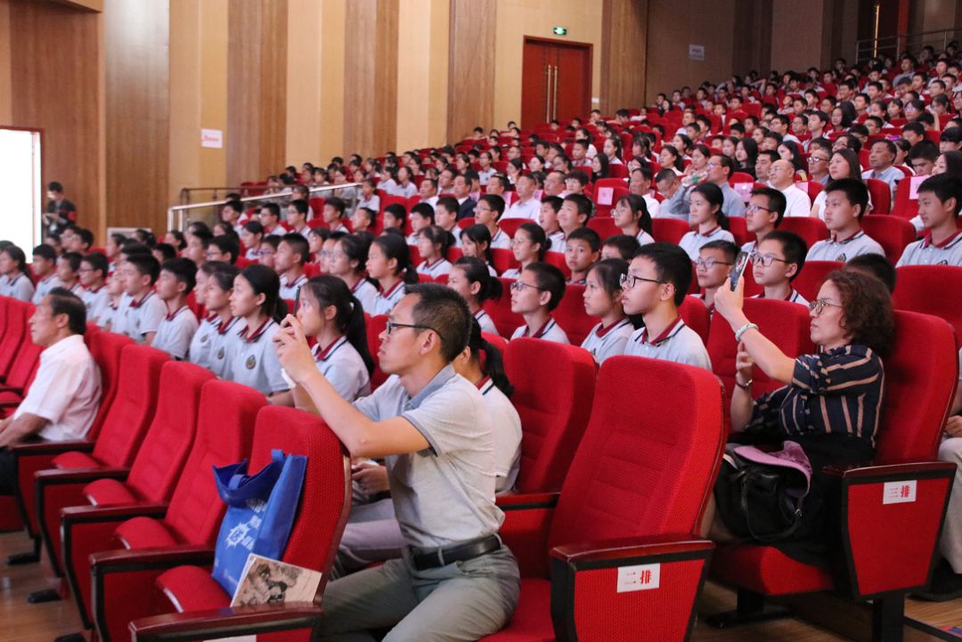 广安川师大九中推出校歌