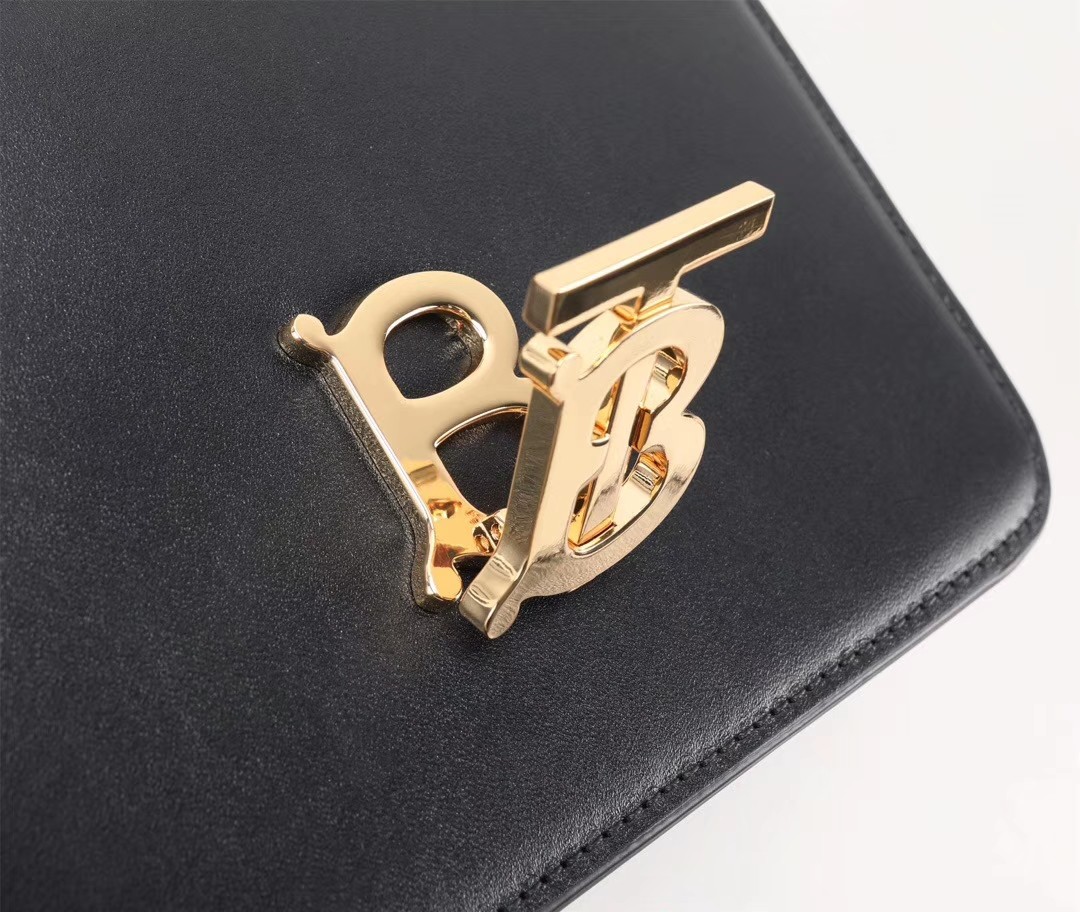 burberrymadeinitalytb经典logo锁扣bur女包单肩包