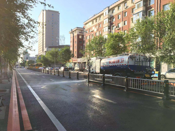 宽城区环卫管理中心全面整治城区环境以崭新的城市面貌喜迎新中国七十