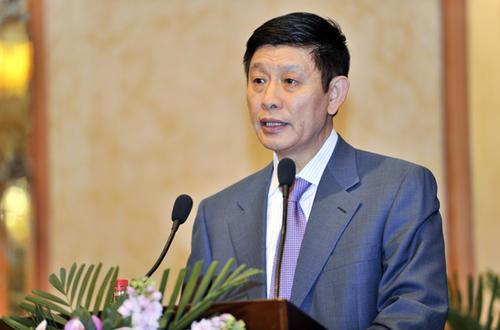 中国隐形首富:实力不输王健林和许家印,送夫人价值24亿酒店_孙喜双