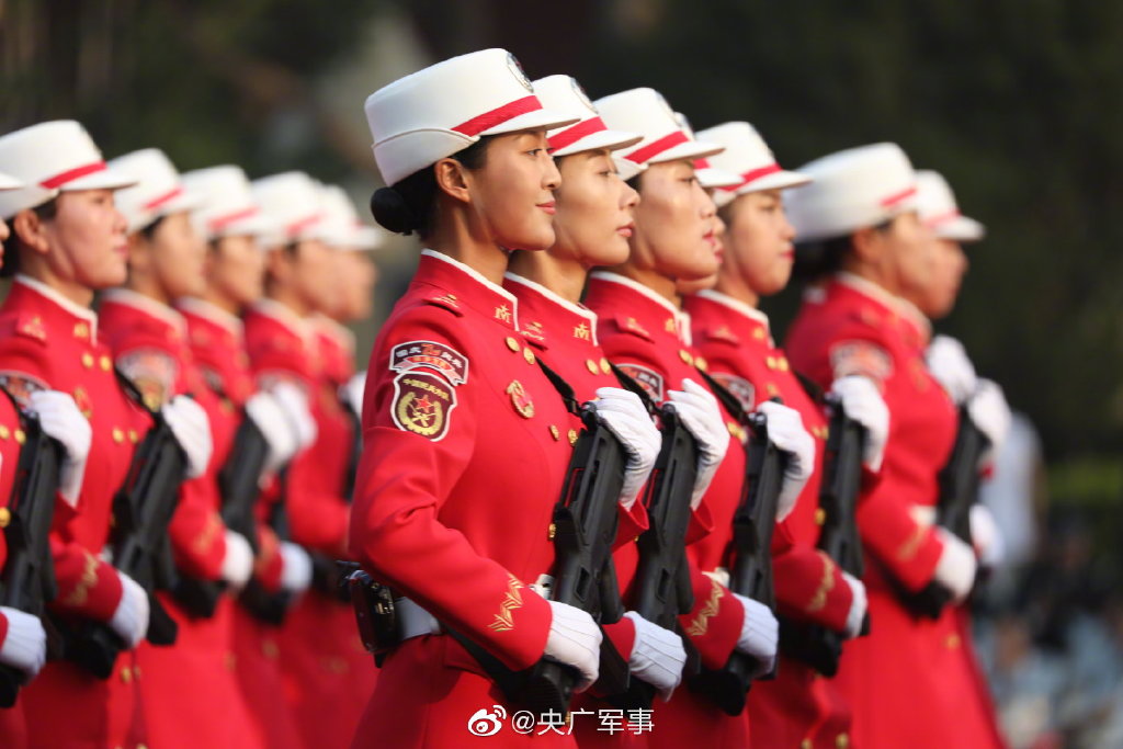 来了!阅兵方阵连入场准备都这么帅