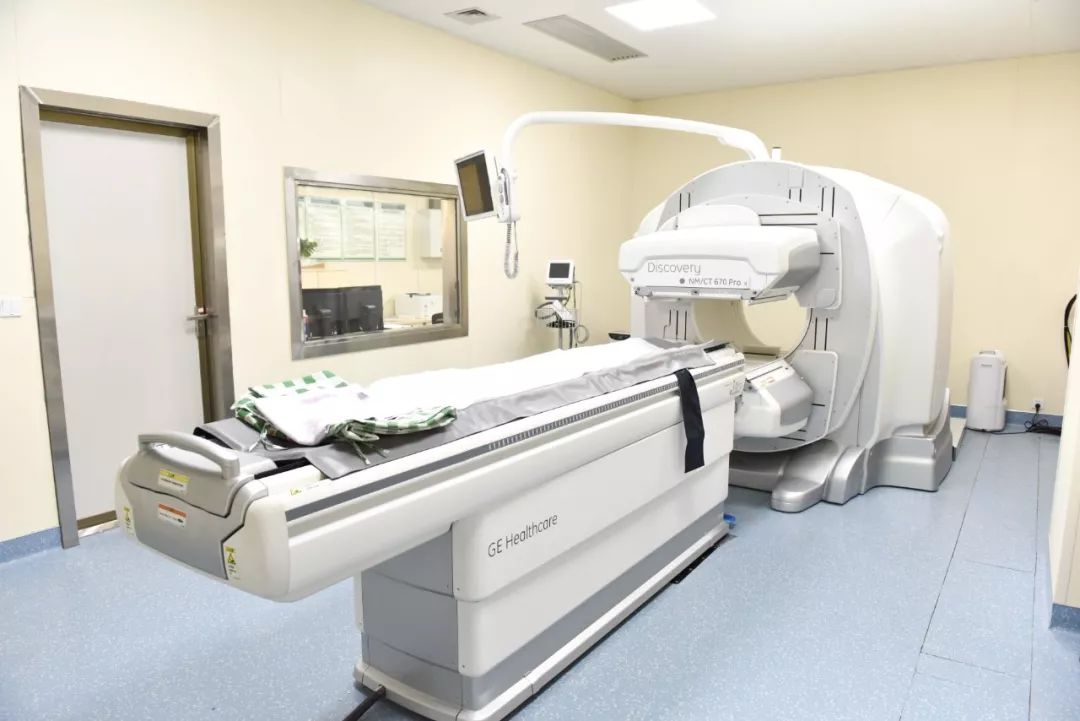 礼赞新中国 | 悲悯为怀济苍生 励精图治谱华章