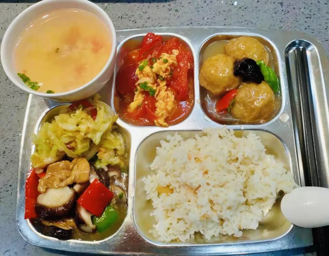 1元,上电为你国庆加餐!_食堂