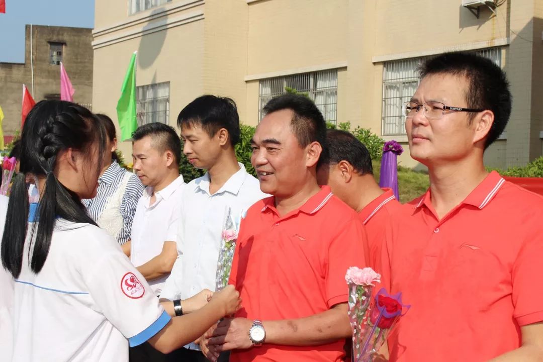 今天,我们十八岁!高州石鼓中学2019年高三成人礼回顾