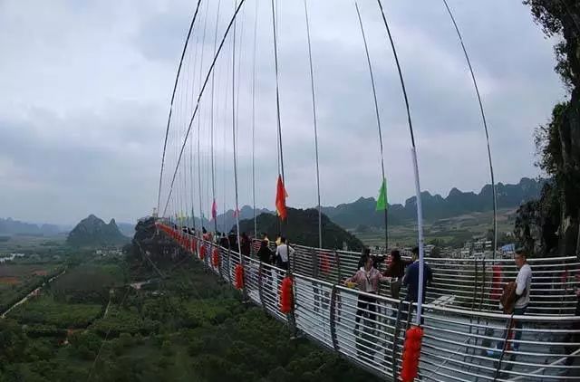 国庆去哪儿玩龙谷湾9d云端玻璃桥长得出乎意料入园门票上桥门票168元1