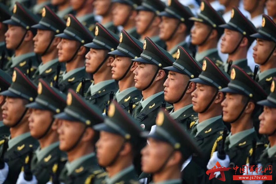 【直击2019阅兵现场】阅兵开始!一睹受阅方阵