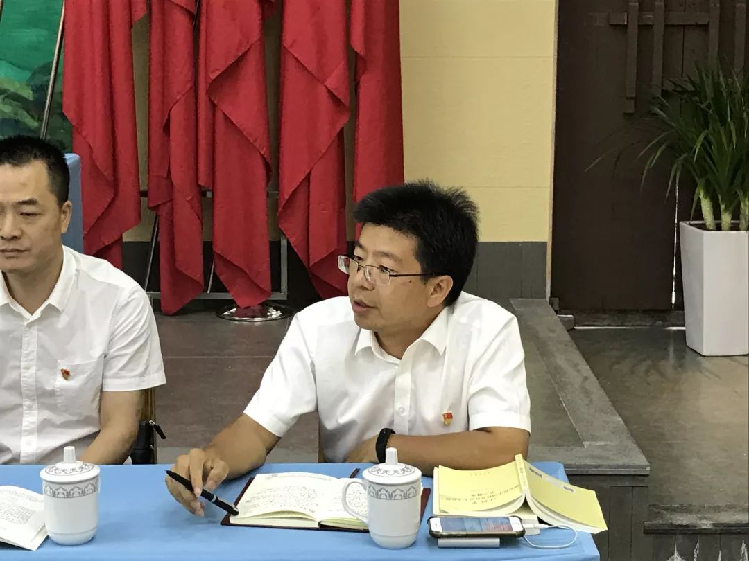 张福根陈开泉邵小平何加富邵建星方贵军最后,石林镇党委书记方立华作