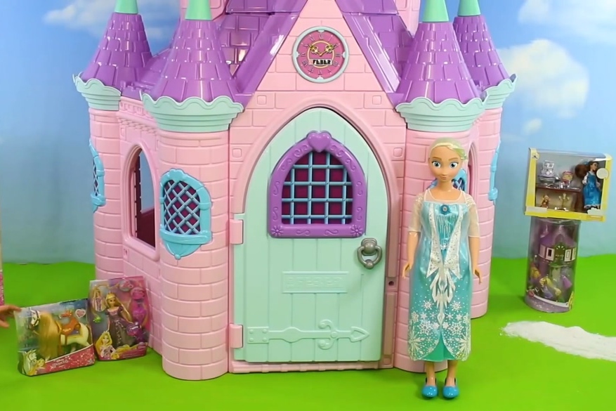 玩具大世界芭比公主的童话王国城堡里的爱情故事下