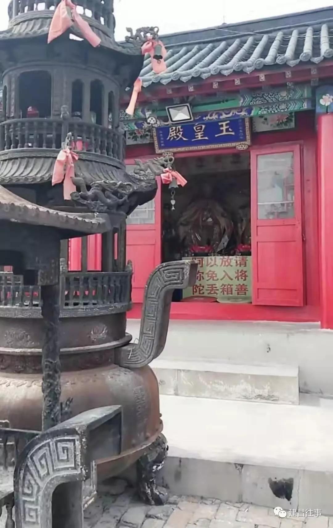 而在大屯最为有名的当属云山洞,云山洞位于葫芦岛市建昌县大屯镇境内