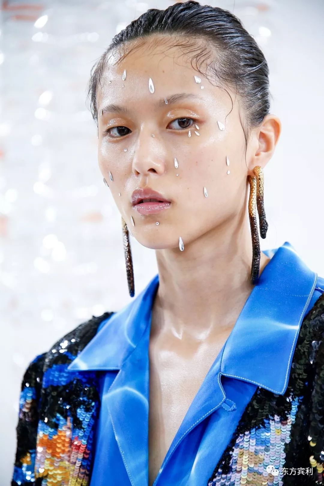 渐进尾声的2020春夏巴黎时装周,国模军团继续霸屏!