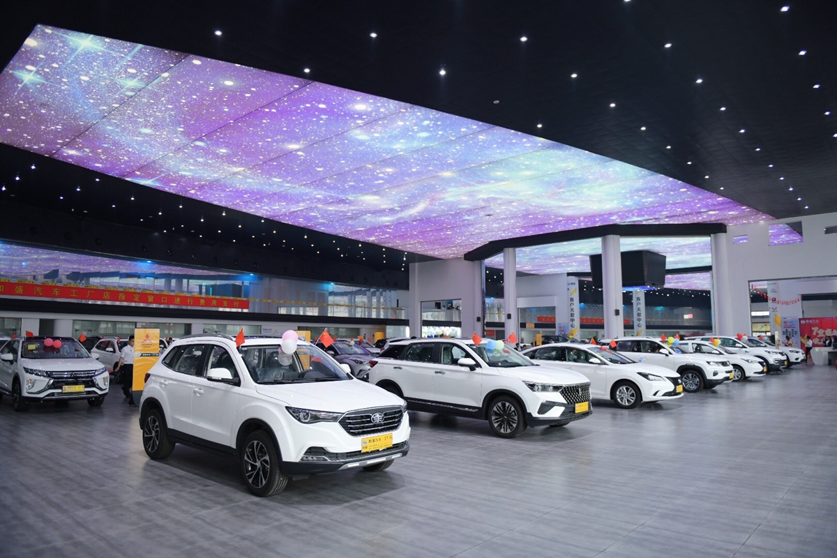 据介绍,活动期间车城各经销商均推出多项优惠措施