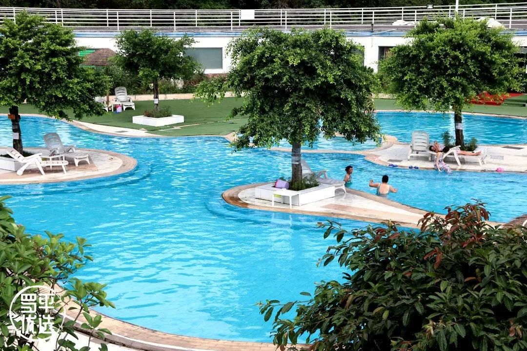 兴义附近这里火了既能玩水还能泡天然温泉一张票就搞定