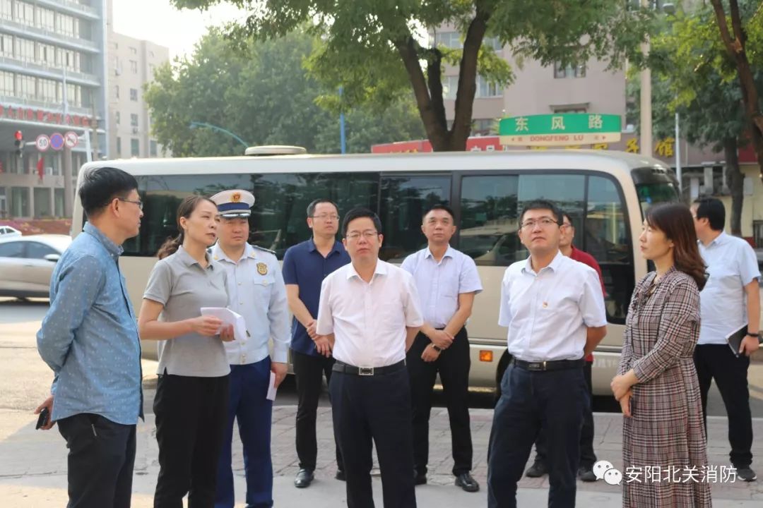 北关区委书记李富生现场办公明确三合一多合一问题零容忍