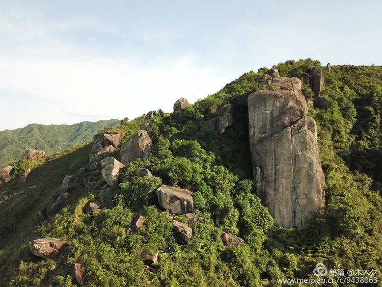 揭西天竺古岩白面石上看金山日出庙山日落