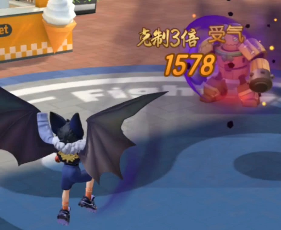 然而事实上,听妖灵语音,女土蝠是一个凉鞋boy,是一只男性妖灵,那么