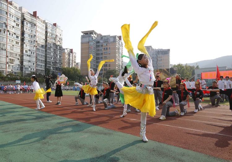 江山如此多娇济南舜文中学秋季运动会开幕式