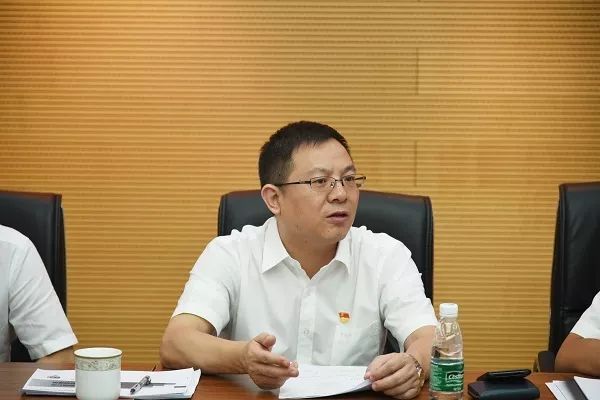 最后,公司党委书记,董事长王文作总结讲话.