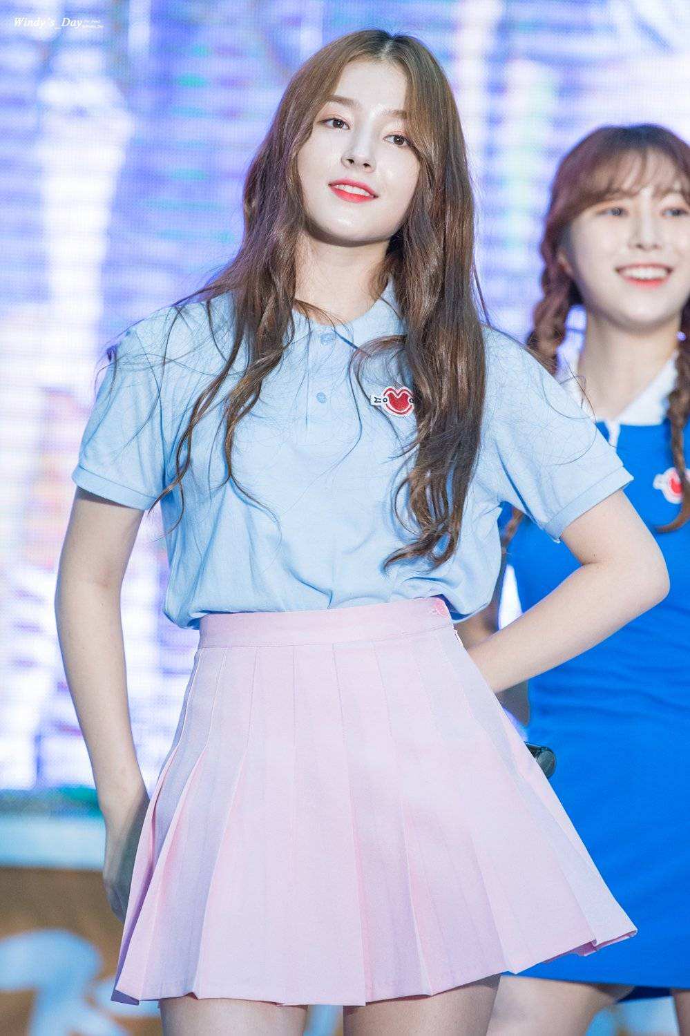 韩国美少女nancy李承利穿牛仔裤太美了身体曲线就是先天优势