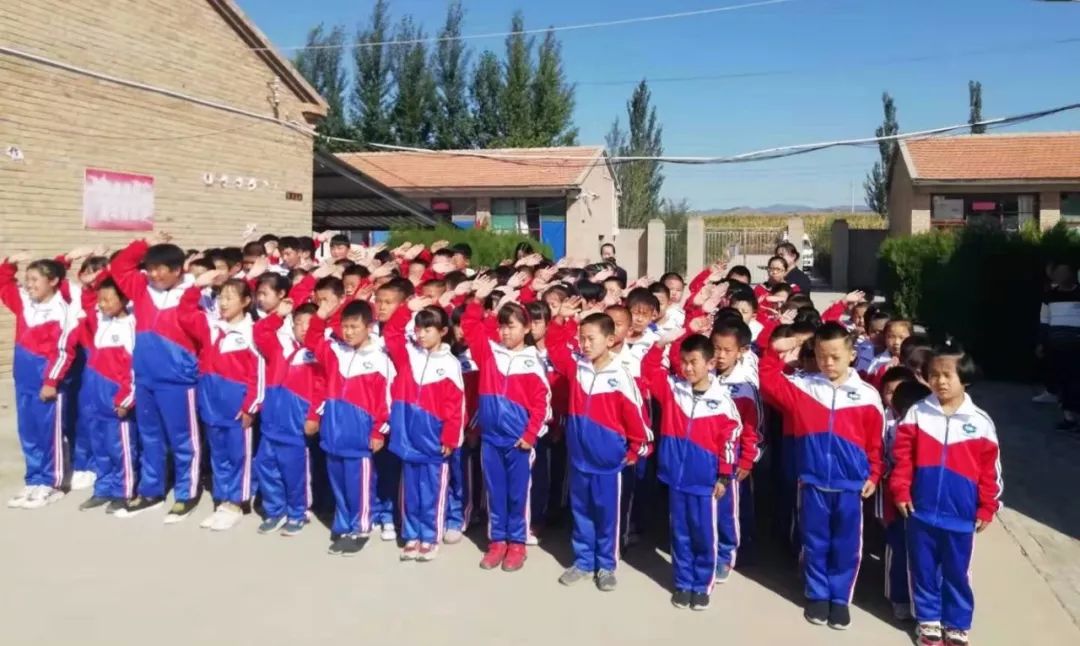 开展庆祝中华人民共和国成立70周年"我和我的祖国"主题教育活动_蔚县