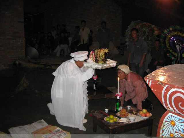 从父亲的葬礼看传统的民俗