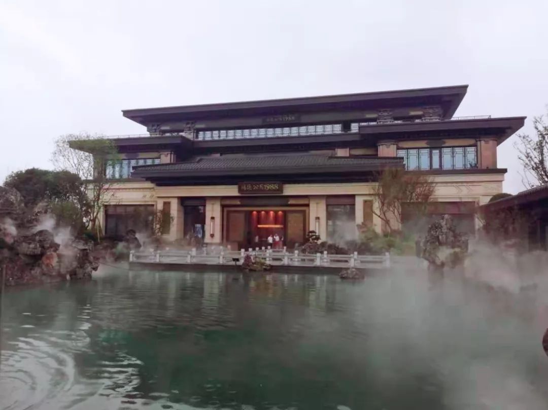 鸿通公园1988闪耀南充的精品人居