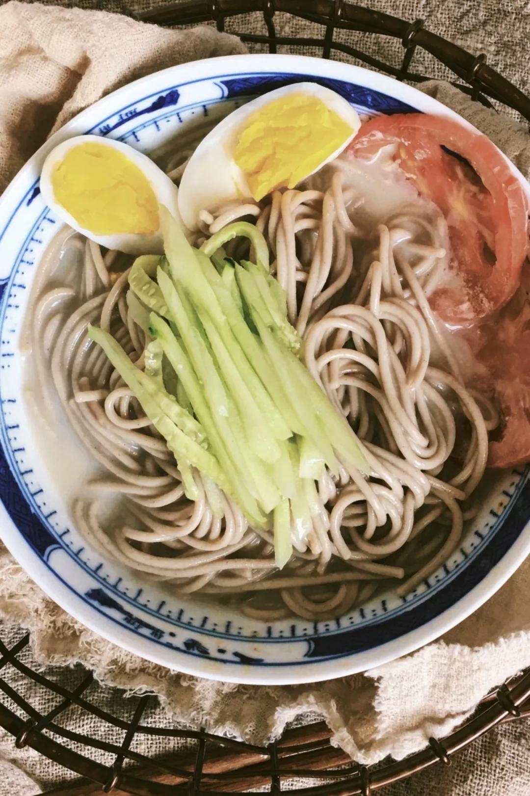 原创清爽季节搭配一碗清爽好面——荞麦面的超美味家常吃法