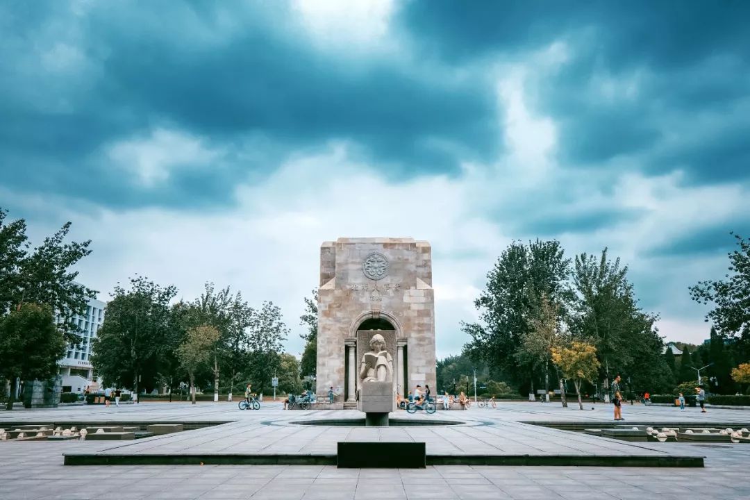 北洋园校区宣怀广场唐朝延时片段,完整版即将发布夜,漆黑;寒,刺骨,行