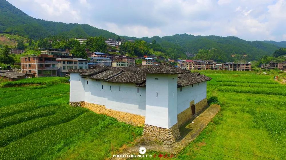 太华镇快闪献礼祖国今天是你的生日