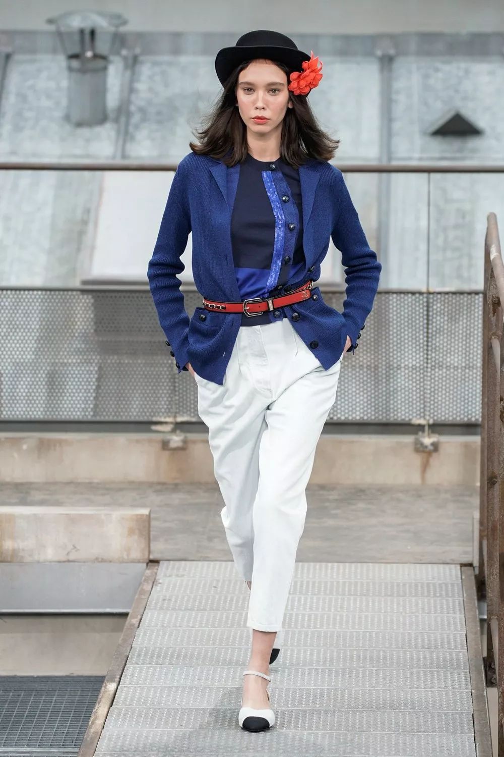 chanel(香奈儿)2020春夏系列!屋顶走秀.是要上天?