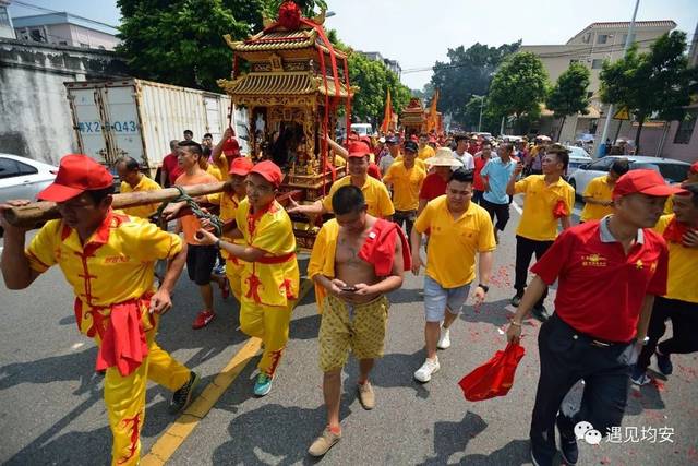 均安国庆假期第2天丨关帝侯王出游场面热闹超乎你想象