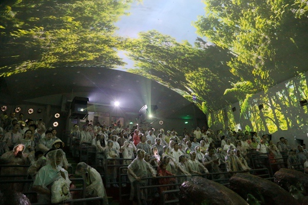 槟榔谷推出超感5d沉浸式海岛台风体验馆《风雨情深》