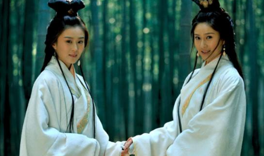 朱棣登基当天,有2名女子跳河自杀,查清身份后,朱棣龙颜大怒_方孝孺