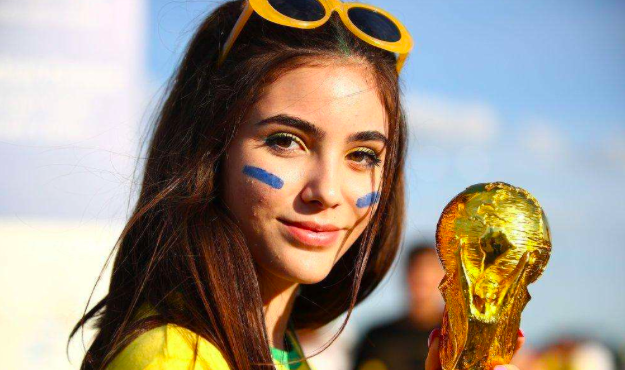 全世界最开放的国家 人口超过2亿 女性一生可有15个 性伴侣 白人