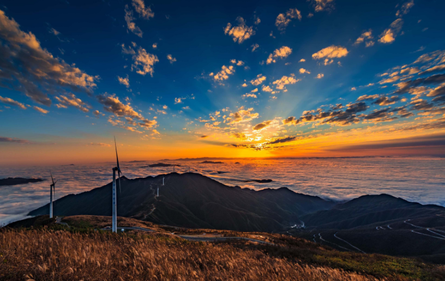 湖南娄底:大熊山之美天光云影