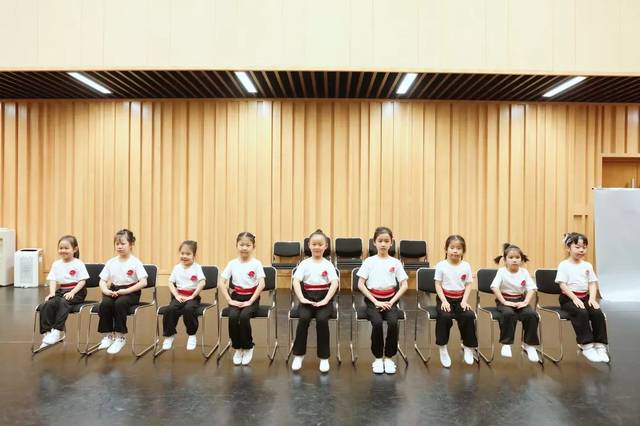 艺术培训|"遇见京剧"体验课——有学有唱有模仿的零距离体验之旅