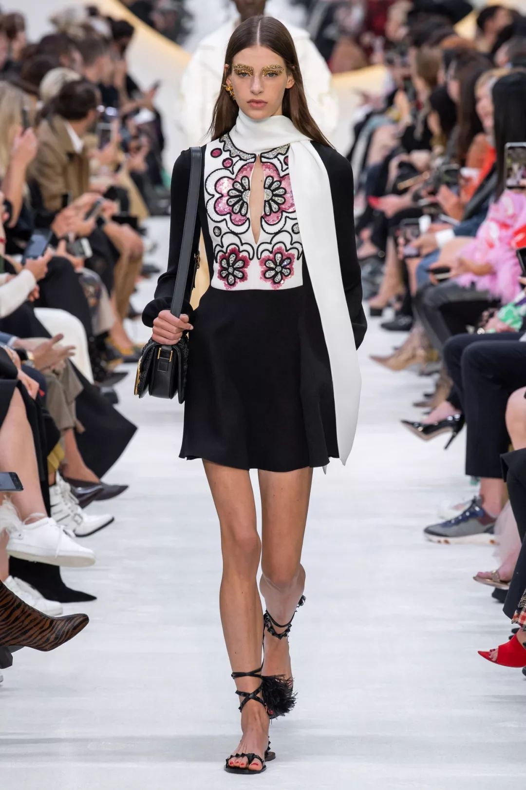 valentino华伦天奴2020春夏时装系列大秀高清细节图