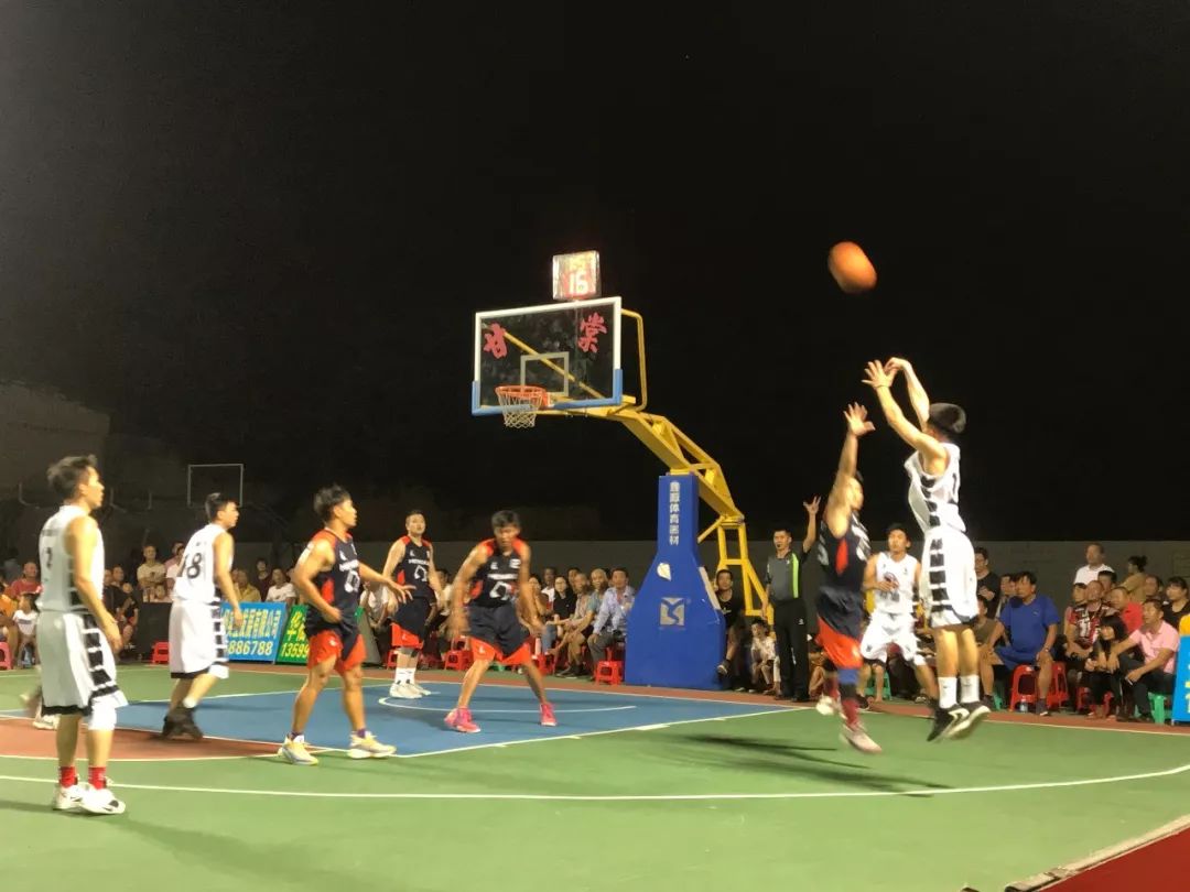 赖晓艺,蔡振林"双20 10",力保加塘三连胜领跑小组;苏厝末节大反击