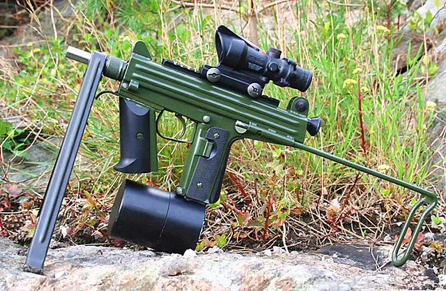 军事丨瑞典t形布局冲锋枪,还设计特殊的100发大形弹鼓