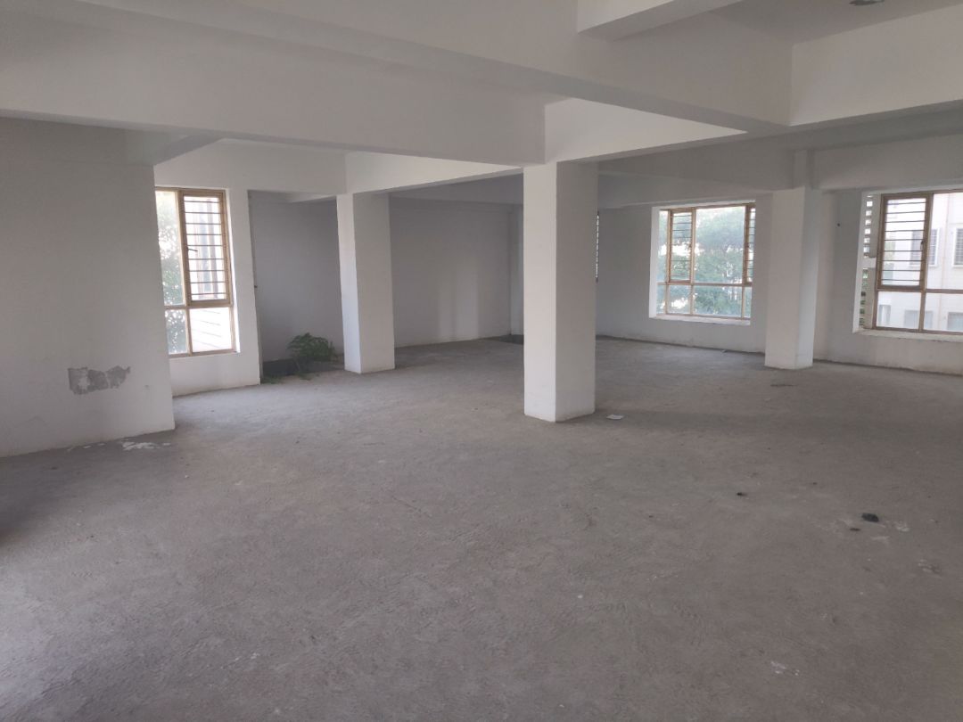 房源| 稀有白坯房,学区房超低价出售,尽享尊贵社区!