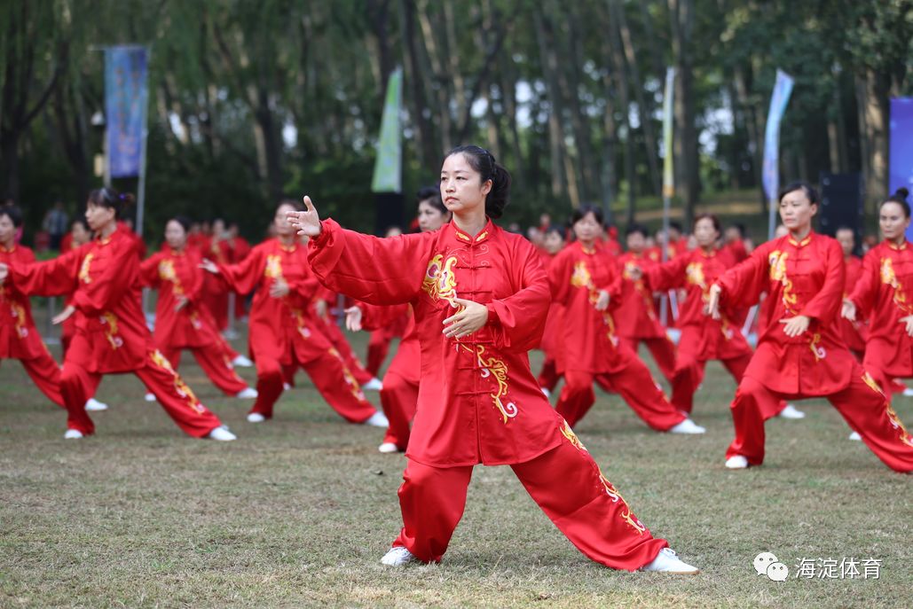 指導老師:世錦賽太極拳冠軍,全運會冠軍邱慧芳老師