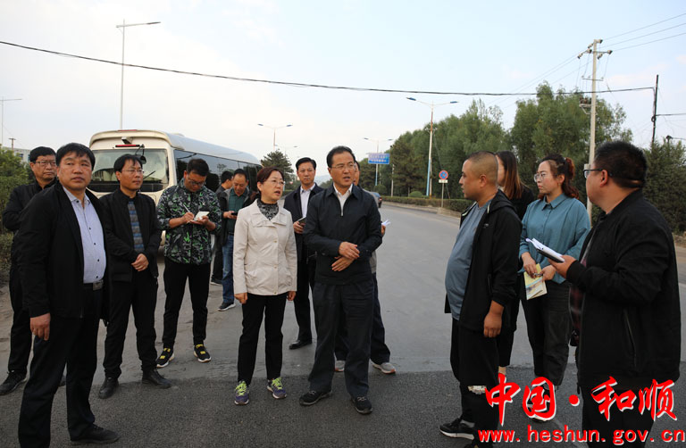 (来源:晋中市和顺县人民政府) 10月1日政府县长马海军,副县长田芳带领