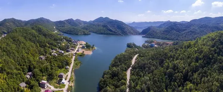 温岭花芯水库图片