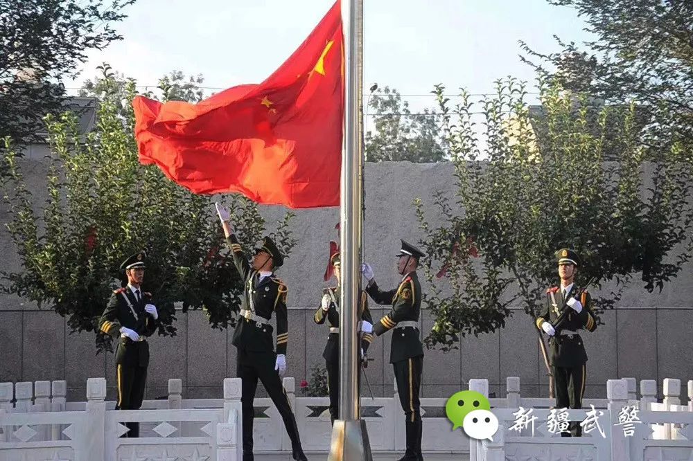 敬礼国旗祝福祖国