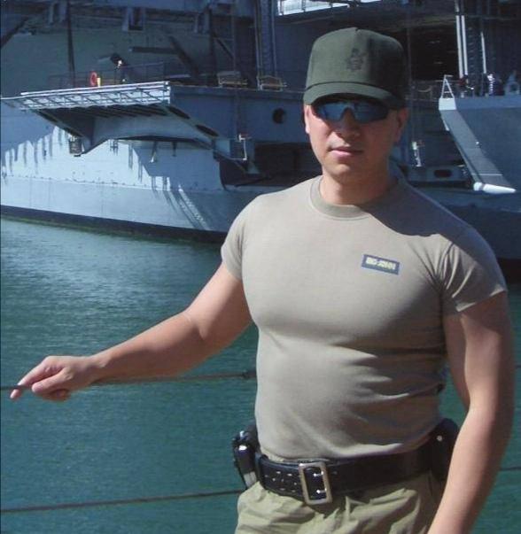 中国第一保镖有多厉害时薪高达4000美元股神巴菲特都亲点