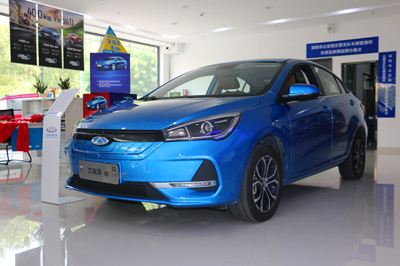 动力更强续航更强奇瑞新能源艾瑞泽e实拍