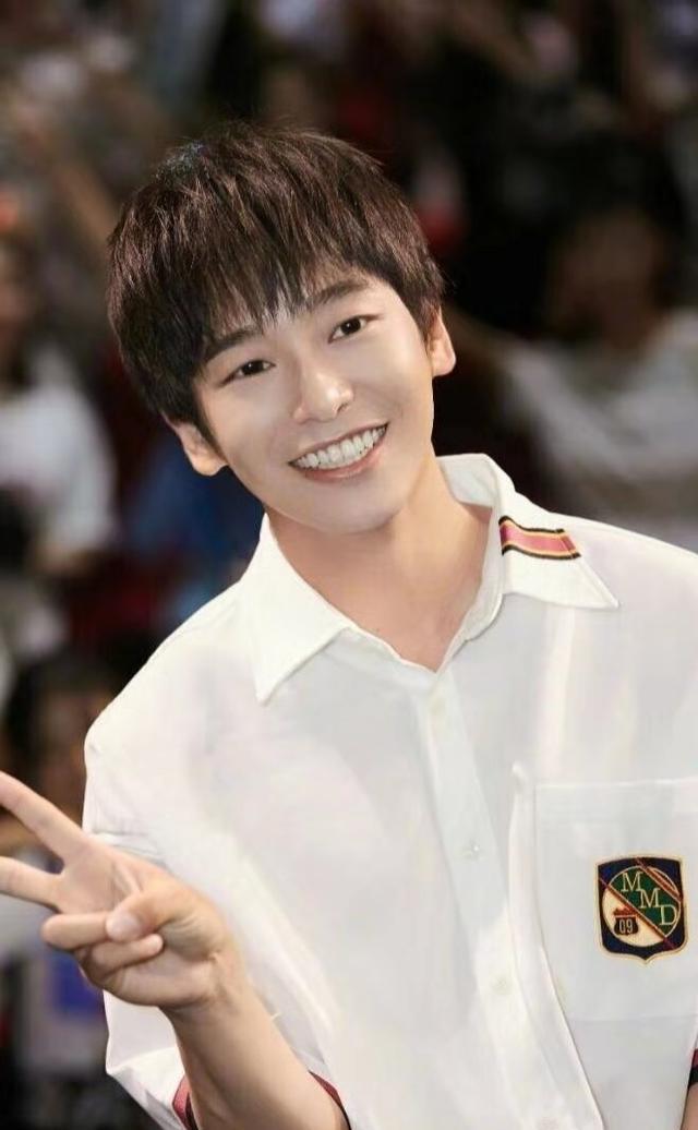 彭昱畅帅气图集